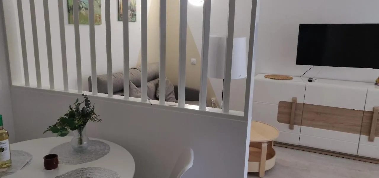 Loving Home - Costa Del Silencio Tenerife أرونا شقة